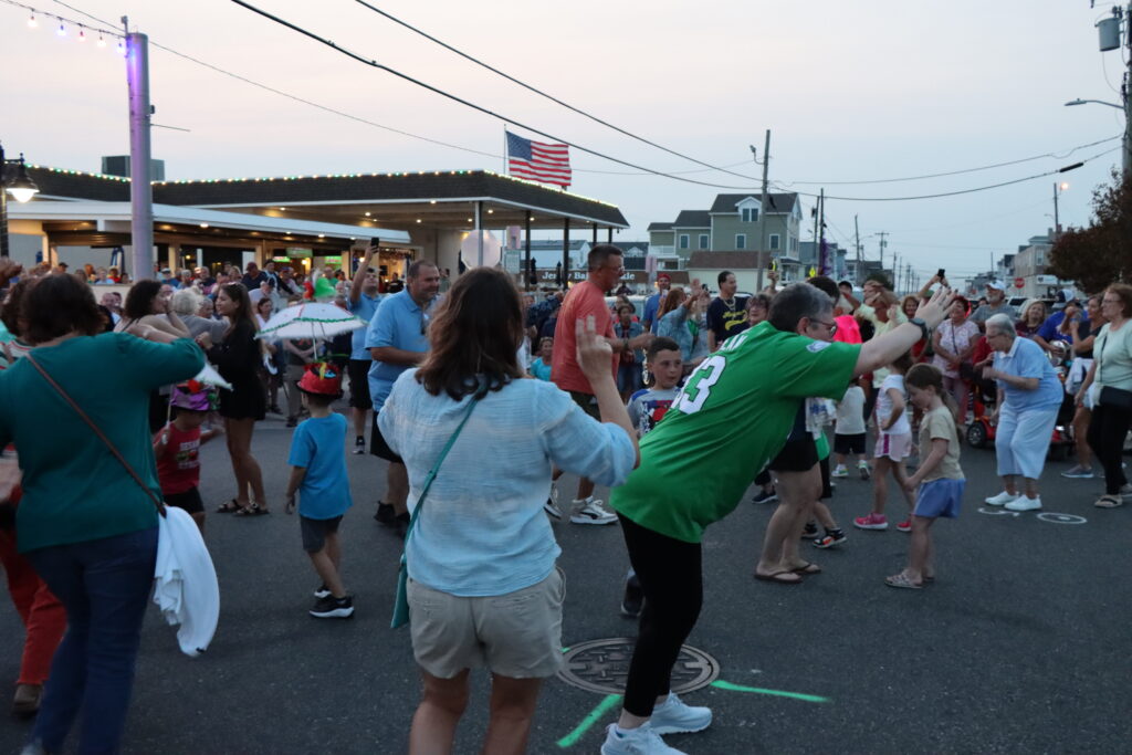 2025 New Year's In North Wildwood Strut Contest